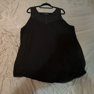 Torrid sleeveless top